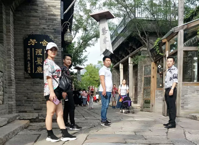 乾港集團(tuán)商務(wù)部優(yōu)秀經(jīng)理人旅游活動(dòng)